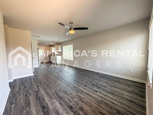 Foto del edificio - 651 Antler Wy