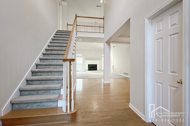 Foto del edificio - 1346 Parkview Ln NW