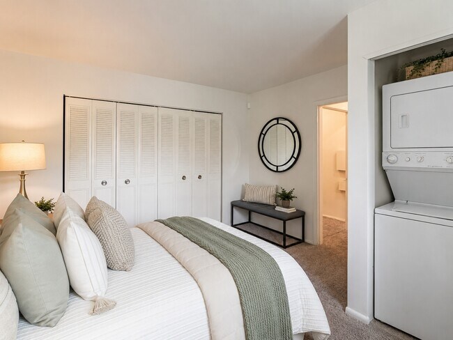 Foto del edificio - Hyde Park Apartment Homes