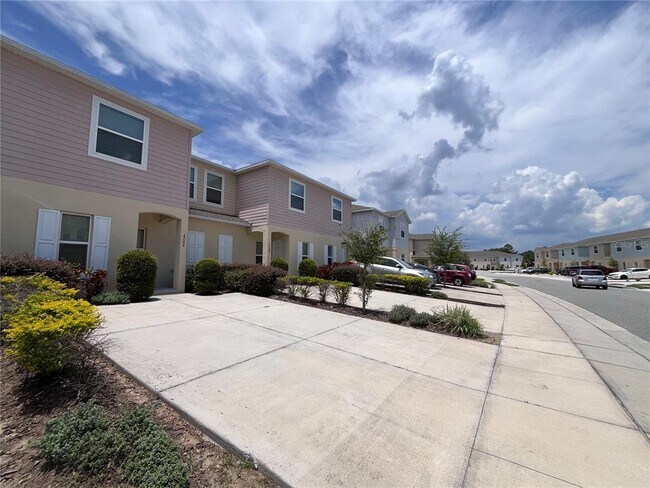 Foto del edificio - 4706 Coral Castle Dr.