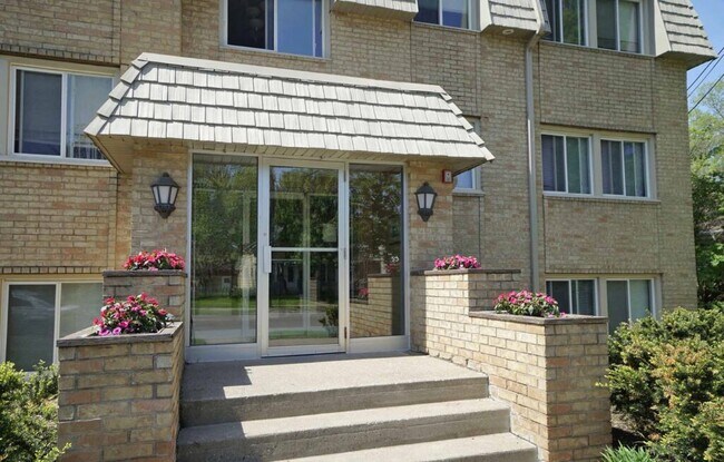 Foto del edificio - Twin Lakes Apartments