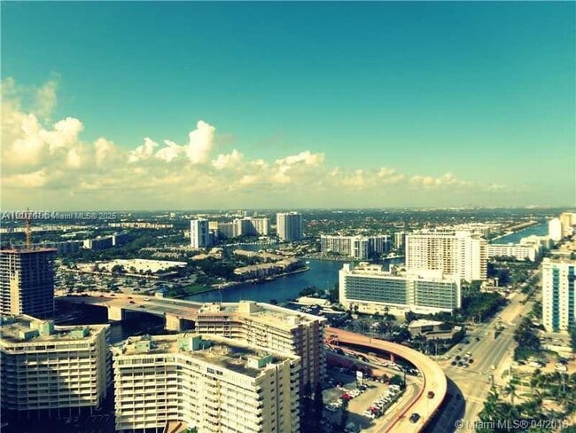 Foto del edificio - 1850 S Ocean Dr