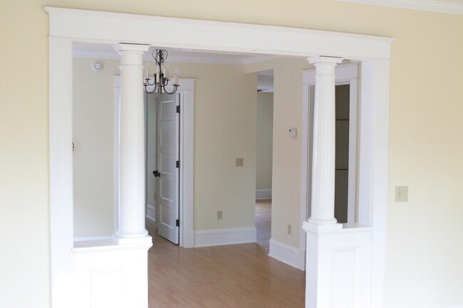 Foto del edificio - 326 College St