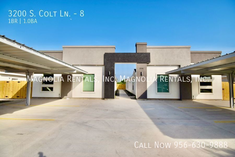 Foto principal - Location, Location, Location