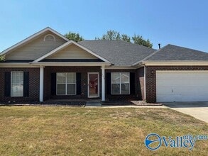 Building Photo - 209 Horseshoe Bend N