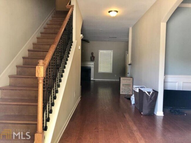 Building Photo - 5 bedroom in Newnan GA 30263