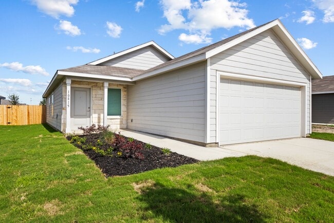 Building Photo - 3 Bedroom/2 Bath Vida Subdivision