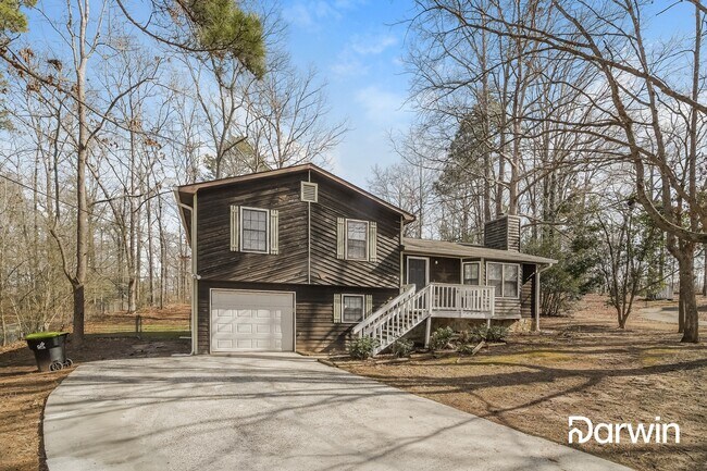 Building Photo - 60 E Hearthstone Dr E, Newnan, GA 30263