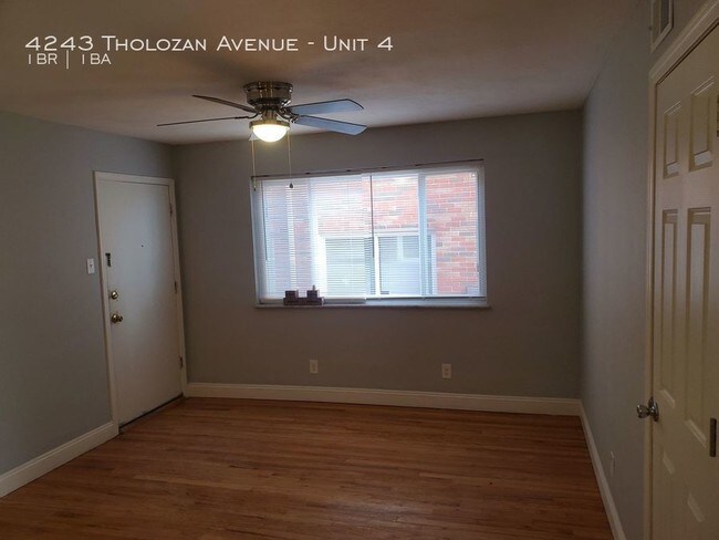 Foto del edificio - 4243 Tholozan Ave