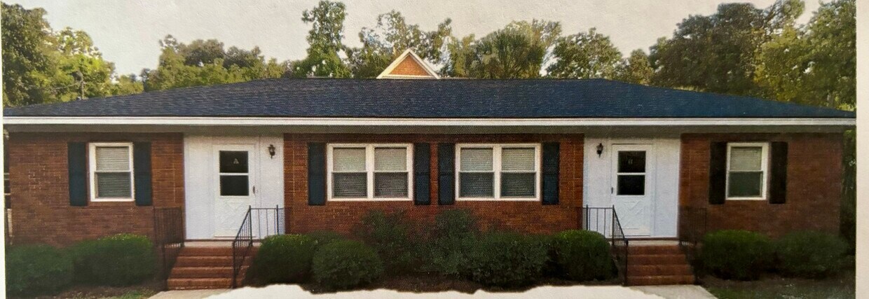 Primary Photo - 259 W Coleman Blvd