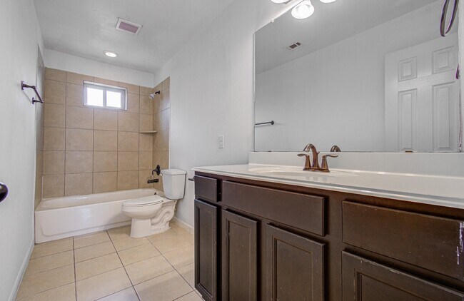 Foto del edificio - 23023 Black Mountain Ash Ct