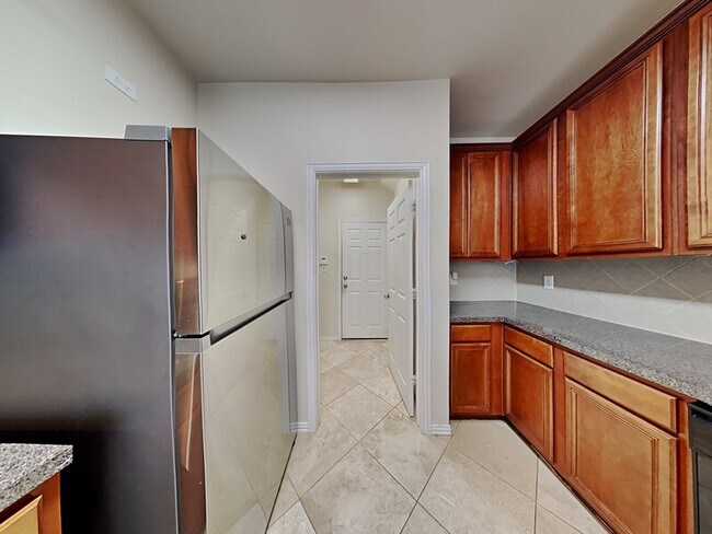 Foto del edificio - 3312 Belladonna Dr