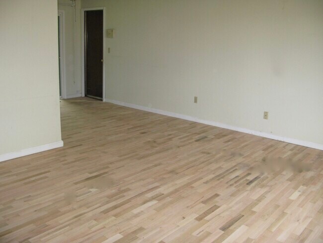 Building Photo - 5414 N Dahl Dr