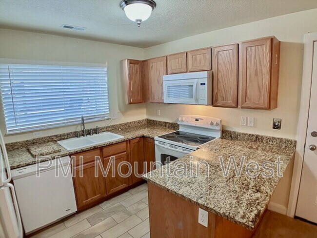 Foto del edificio - 2779 W 5525 S