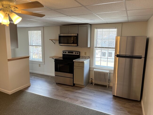 Building Photo - 14 Myrica Ave