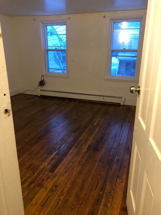 Foto del edificio - 920 N Locust St