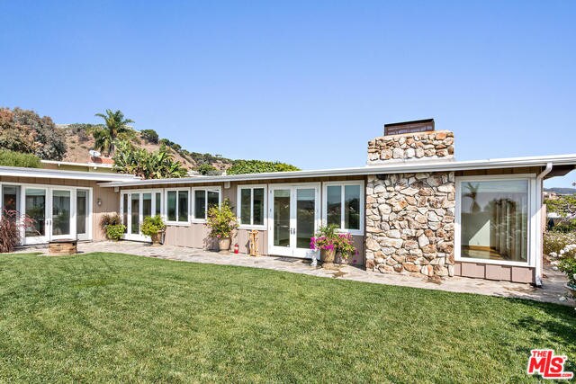 Building Photo - 1057 Glenhaven Dr