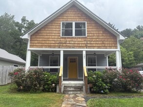 Building Photo - 131 Vance Ave