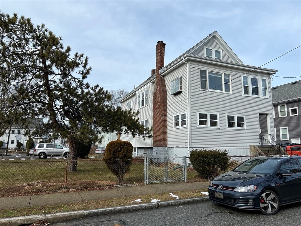 75 Varnum St Unit 1, Arlington, MA 02474 Apartments in Arlington, MA