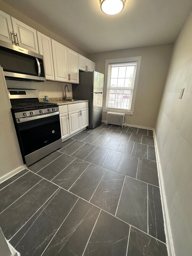 Foto del edificio - 500 Alma Ter