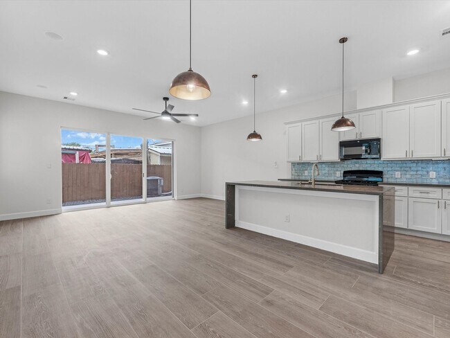 Foto del edificio - 603 N Milby St