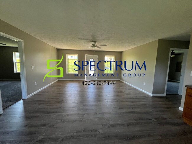Foto del edificio - 3-bedroom, 2-bathroom