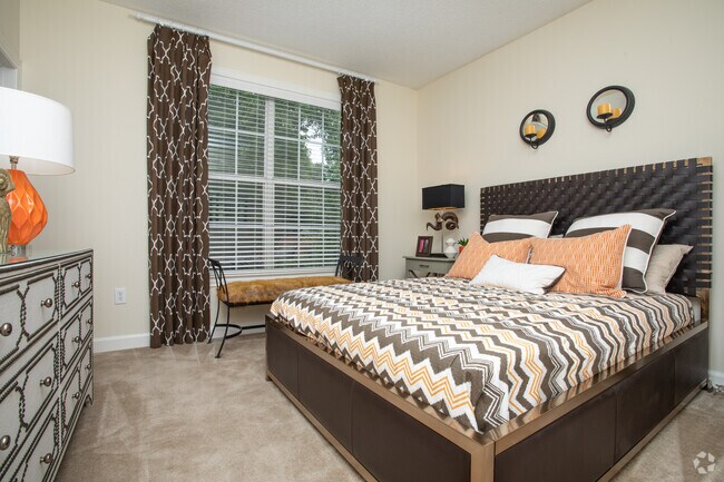3HAB, 3,5BA - 2071SF - Gables Montclair