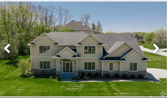 Building Photo - 520 Golden Eagle Ct