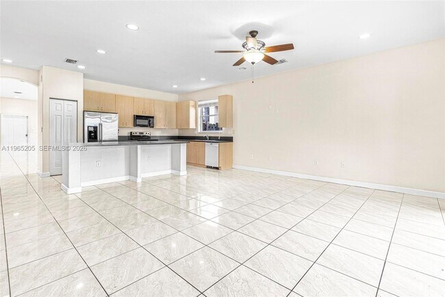 Foto del edificio - 23912 SW 107th Ct