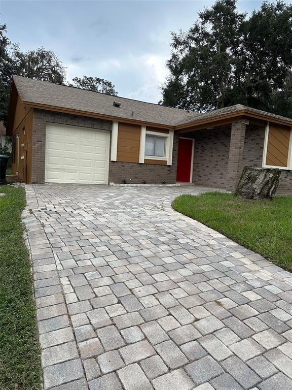 Foto principal - 213 Lake Dr