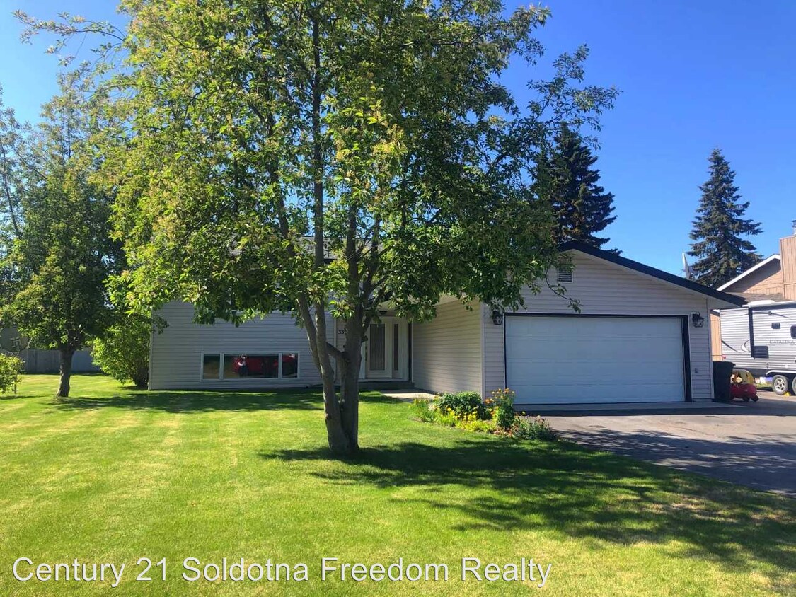 Primary Photo - 4 br, 2 bath House - 335 W Rockwell