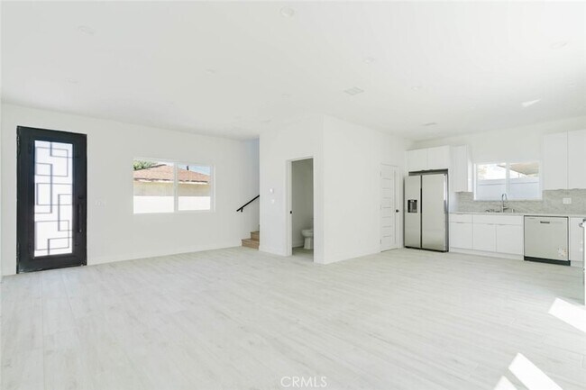 Building Photo - 8312 Canterbury Ave