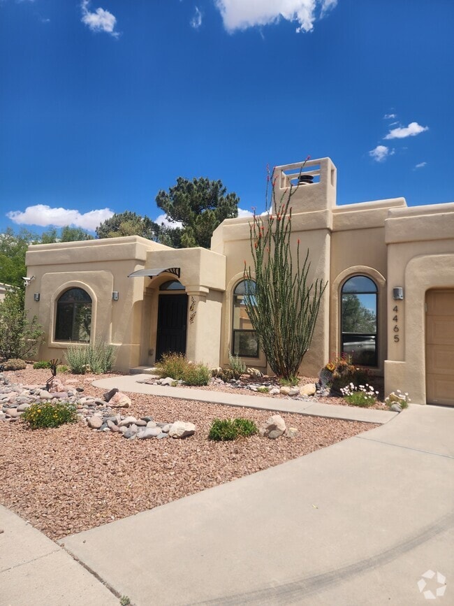 Building Photo - 4465 Vista De Luz Ct