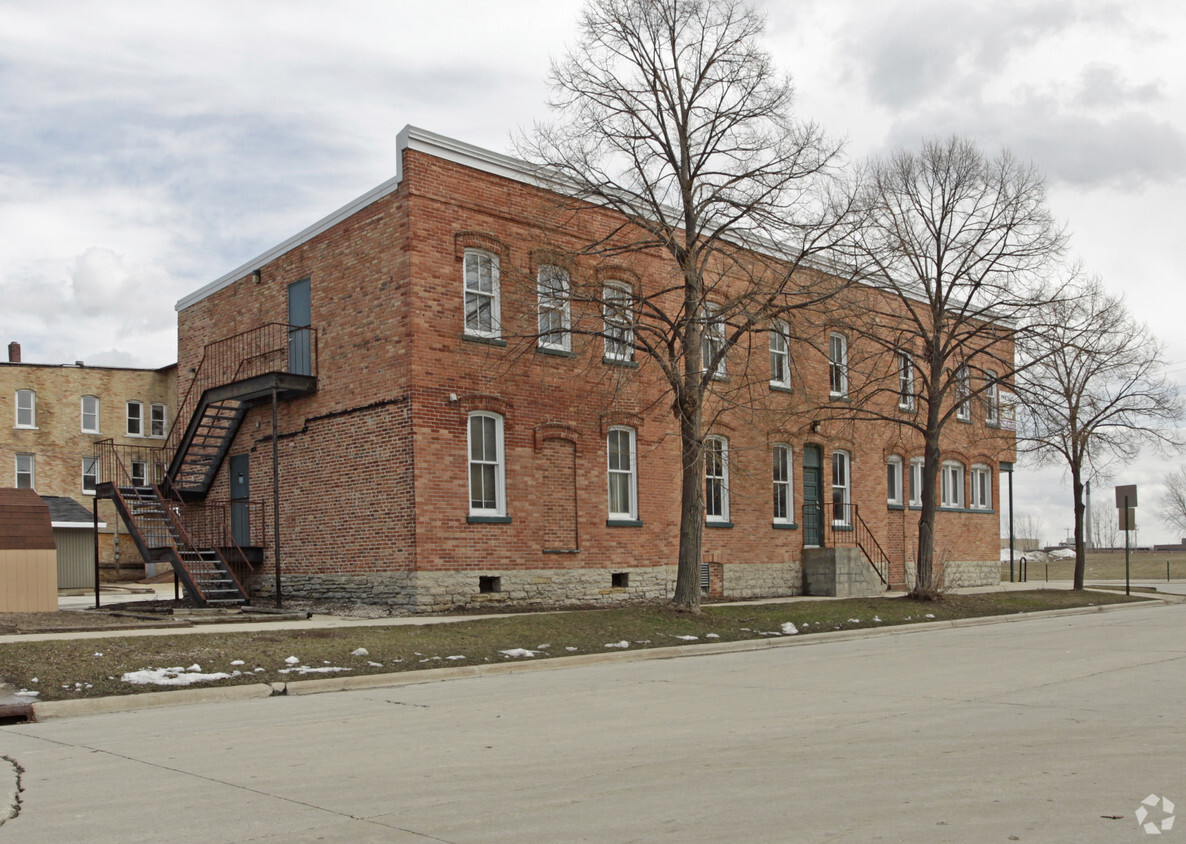 Building Photo - Hoffman House