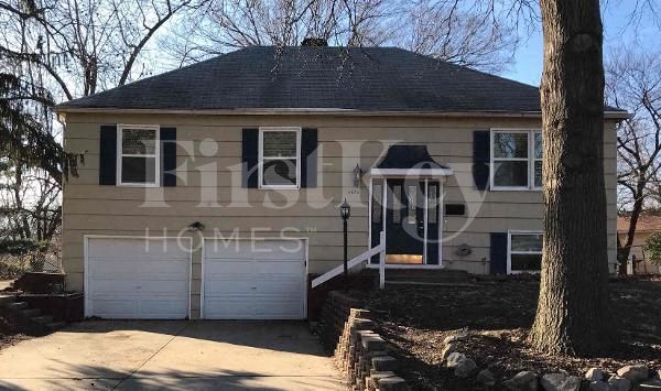 Primary Photo - 6606 N Wayne Ave