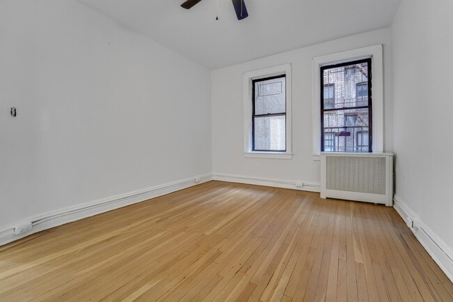Building Photo - 275 Harrison Ave