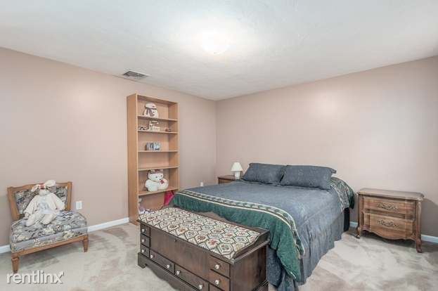 Building Photo - 3 br, 2 bath House - 27 Moreland Green Dr