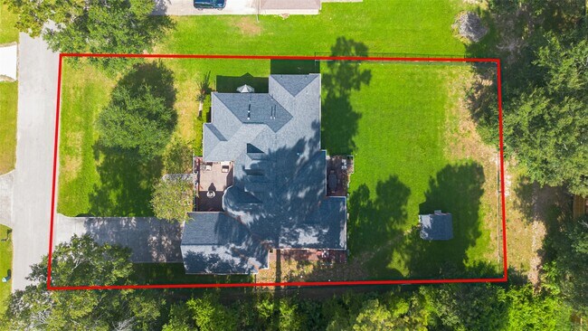 Building Photo - 2311 Flamingo St