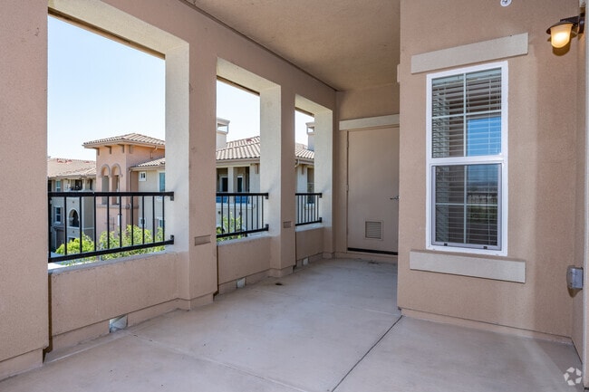 Calistoga 2BR, 2BA - 1,142SF - Balcony View - Villas at North Village