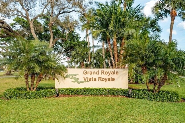 Foto del edificio - 53 Woodland Dr