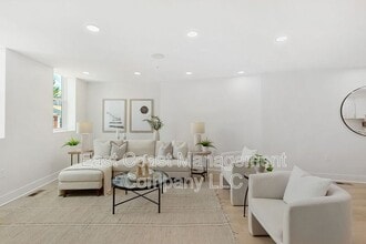 Building Photo - 1601 Portugal St Building Photo - 1601 Portugal St