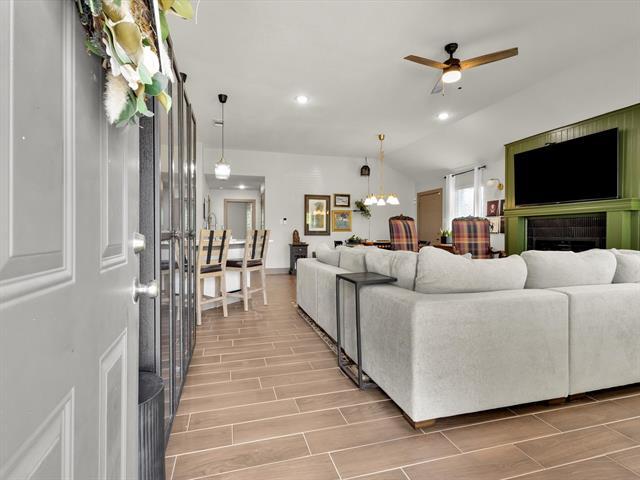 Building Photo - 2721 Beechwood St