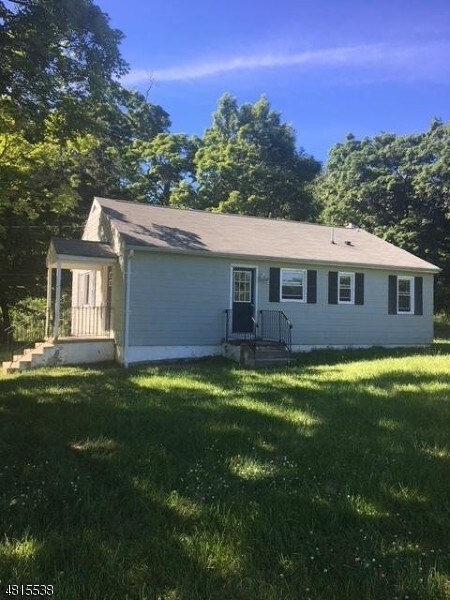 Primary Photo - 164 Pond School Rd