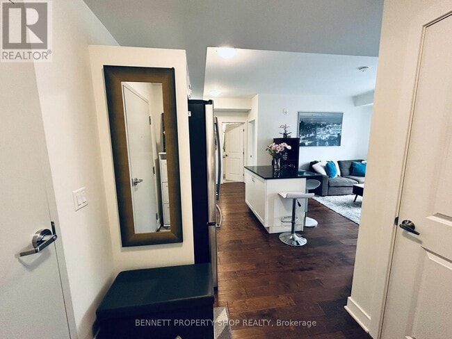 Building Photo - 315 Terravita Private