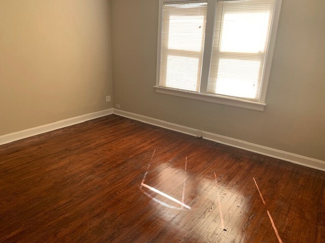 Building Photo - NEWLY REMODELED HOME!
