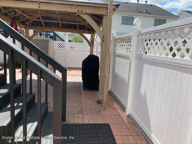 Foto del edificio - 226 Osgood Ave