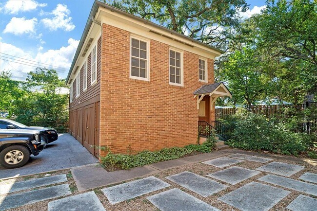 Building Photo - 1705 Enfield Rd