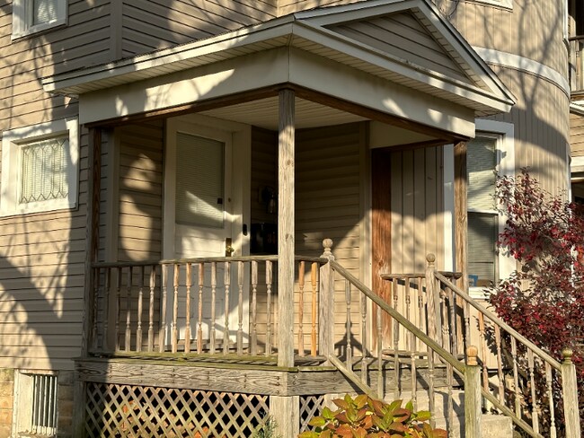 Building Photo - 344 W Tiffin St