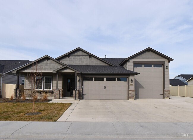 Building Photo - 5612 E Effra St