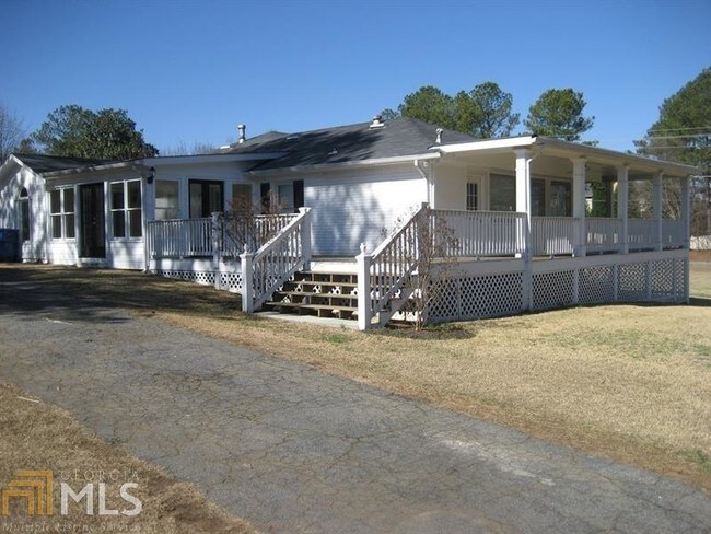 Foto del edificio - 5474 Lower Roswell Rd